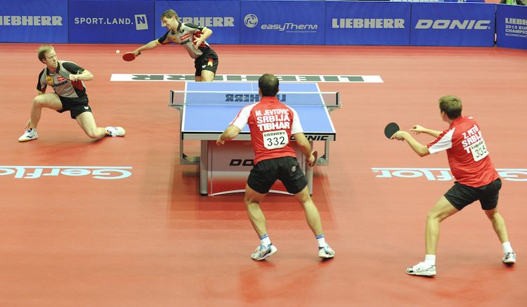 ...als auch im Achtelfinal-Doppel mit Bastian Steger gegen das serbische Duo Jevtovic/Peto aus. (©Stosik)