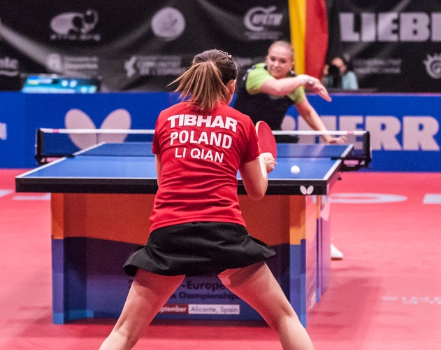 Auch im Einzel ging es nun ans Eingemachte. Bei den Damen hätte wohl vorher kaum jemand auf ein Finale zwischen Li Qian und Margaryta Pesotska gewettet. (©Gohlke)