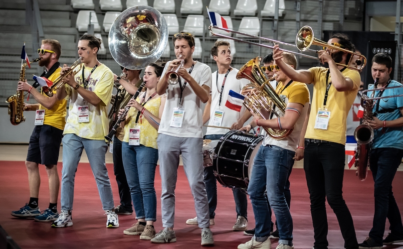 Mit Pauken und Trompeten ging es in den vierten Tag der Team-EM in Nantes. (©Gohlke)