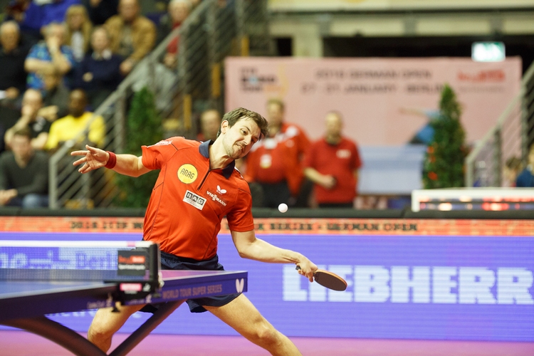 Rotation: Timo Boll.
Spin, Drall, Effet, Rotation? Egal, wie man es nennt: Kaum ein Spieler lässt das Bällchen so rotieren wie 'Mr. Rotation' Timo Boll. Keine Frage, von wem wir diese Eigenschaft für unser Monster haben wollen. (©Fabig)