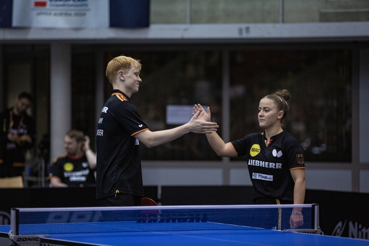 Ein eingespieltes Mixed bildete die Niedersächsin mit Andre Bertelsmeier auch in Linz. (©Qiu)