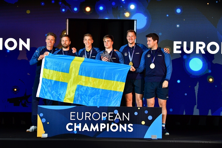 Und die Schweden beendeten eine lange Durststrecke. Es war der erste Team-EM-Titel nach 21 Jahren. (©ETTU)