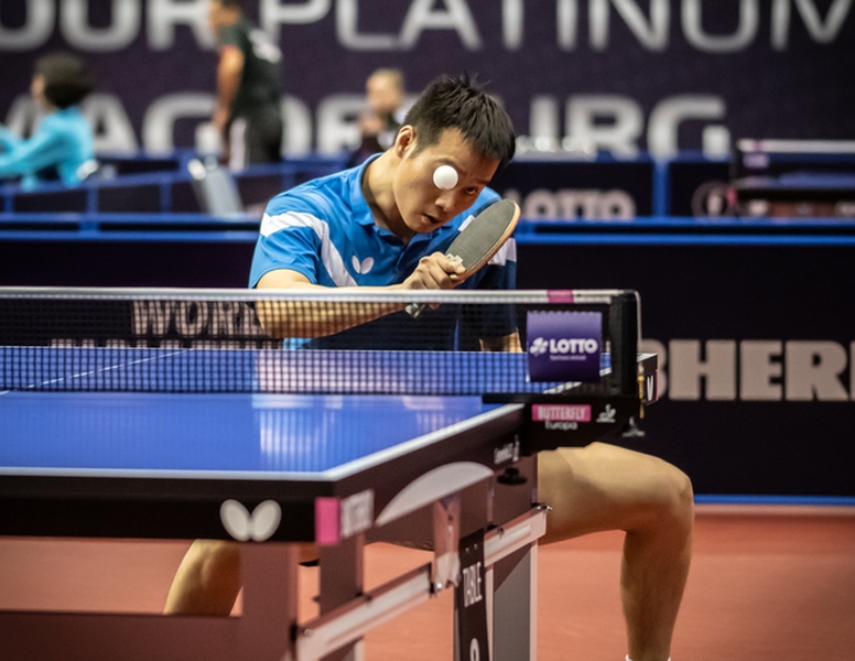 Noch im Turnier ist dagegen Wang Yang. Er setzte sich am Dienstag u. a. gegen Wangs Landsmann Pavel Platonov durch. (©Gohlke)