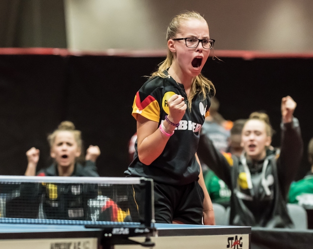 Für die 13-jährige Annett Kaufmann spielt Tischtennis sogar schon seit dem vierten Lebensjahr eine Rolle. Täglich steht sie drei bis sechs Stunden in der Halle. (©Gohlke)