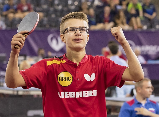 Deren Landsmann Vladislav Makarov hielt Mike Hollo souverän in Schach. (©Steinbrenner) 