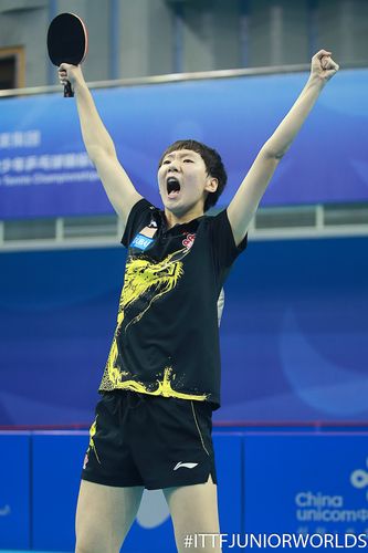 Das Mädchen-Einzel war eine rein chinesische Angelegenheit: Wang Mangyu besiegte Zhu Chaohui...(©ITTF)