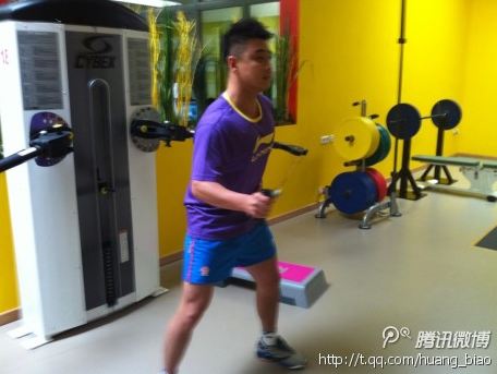 Wang Hao beim Krafttraining. (@ TableTennisDaily)