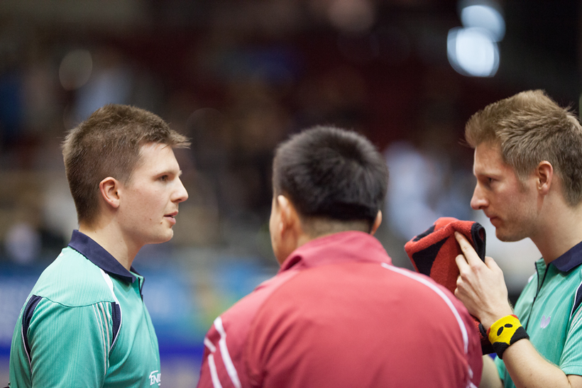 Ricardo Walther und Ruwen Filus hatten mit ihren jungen Gegnern Qiu Dang/Kilian Ort ihre Mühe... (©Fabig)