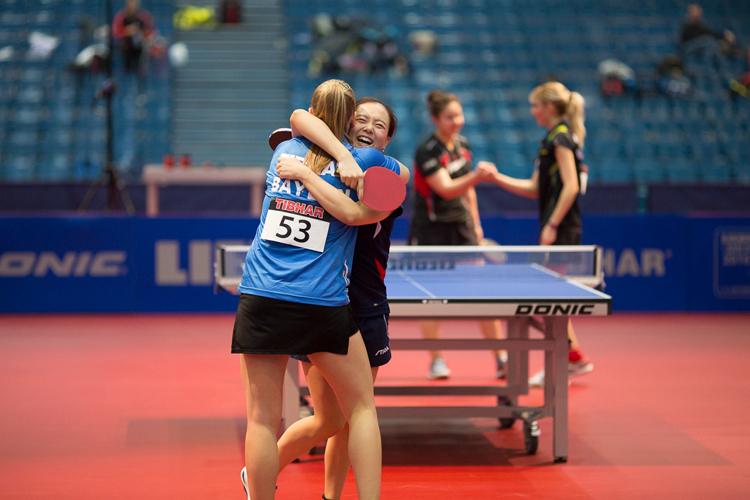 Im Finale feierten die beiden einen 4:2-Erfolg über Kathrin Mühlbach und Yuko Imamura. Bei den Damen ist es der erste Doppel-Titel für die 18-jährige Wan und die 19-jährige Mantz, in der Mädchen-Konkurrenz bei den Deutschen Jugendmeisterschaften hatten sie im Jahr 2014 schon einmal ganz oben auf dem Treppchen gestanden. (©Fabig)