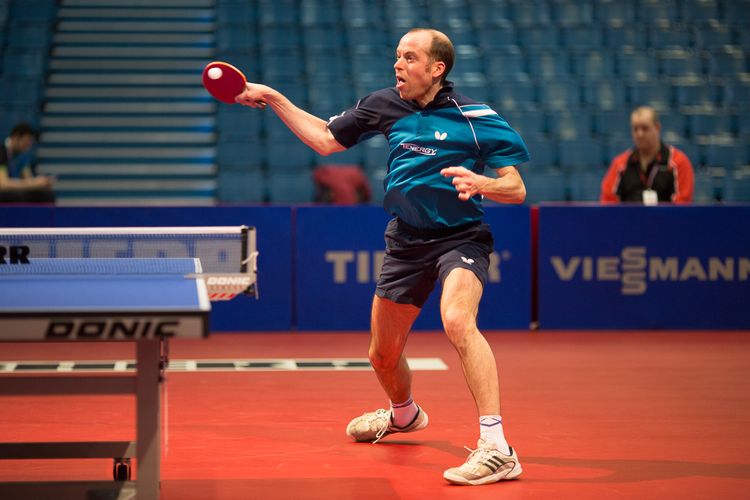 Im Halbfinale der Herren musste sich der inzwischen 36-jährige Lars Hielscher... (©Fabig)