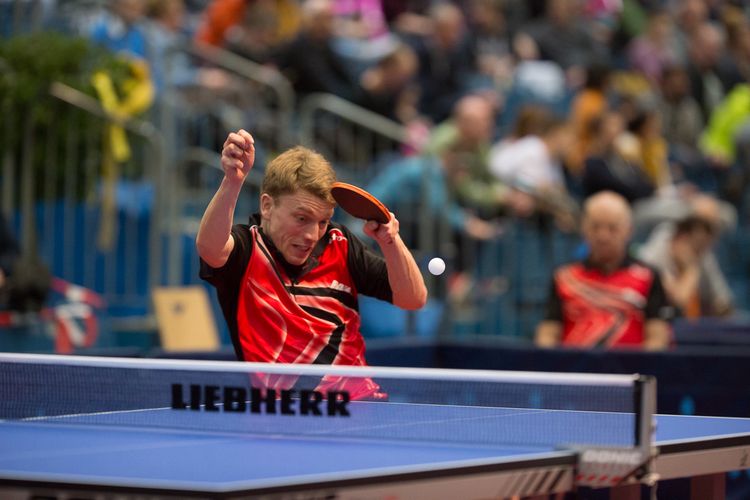 Das spannendste Spiel im Viertelfinale des Herren-Einzel sahen die Zuschauer beim Aufeinandertreffen von Drittliga-Akteur Lennart Wehking und Nationalspieler Patrick Franziska. Der Kölner Wehking hatte einen Matchball im sechsten Satz.. (©Fabig)