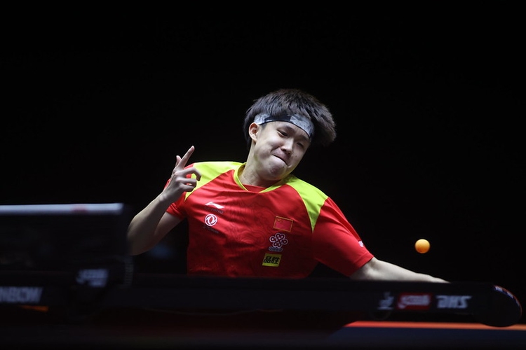 Wang Chuqin wird zwar, wenn alles normal läuft, auch nicht mitspielen dürfen. Der Weltranglisten-14. fährt aber zumindest als Ersatzmann mit nach Japan. (©ITTF)