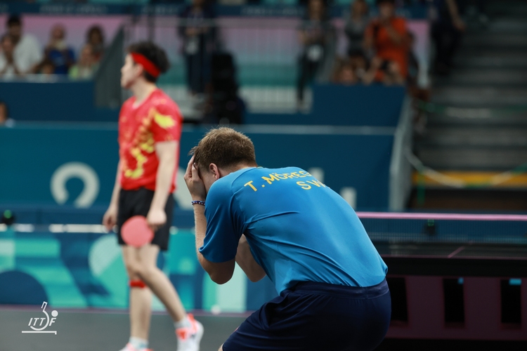 Die Deutschen waren nicht die einzigen, die frühe Niederlagen zu verkraften hatten. Für eine Sensation sorgte Truls Moregardh, der den Weltranglistenersten Wang Chuqin besiegte (©ITTF)