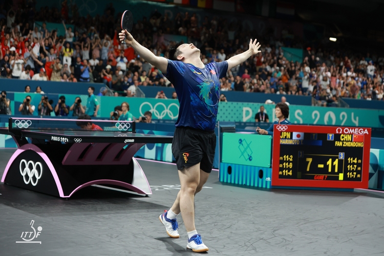 Die Last der chinesischen Erwartungen lag damit auf Fan Zhendongs Schultern. Und beinahe hätte auch er sich gegen Tomokazu Harimoto im Viertelfinale verabschieden müssen (©ITTF)