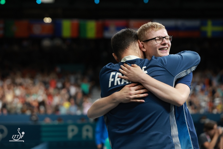 Ein Happy End gab es für das Team Frankreich: Félix Lebrun belohnte sich für seine beeindruckende Vorstellung mit der Bronzemedaille (©ITTF)