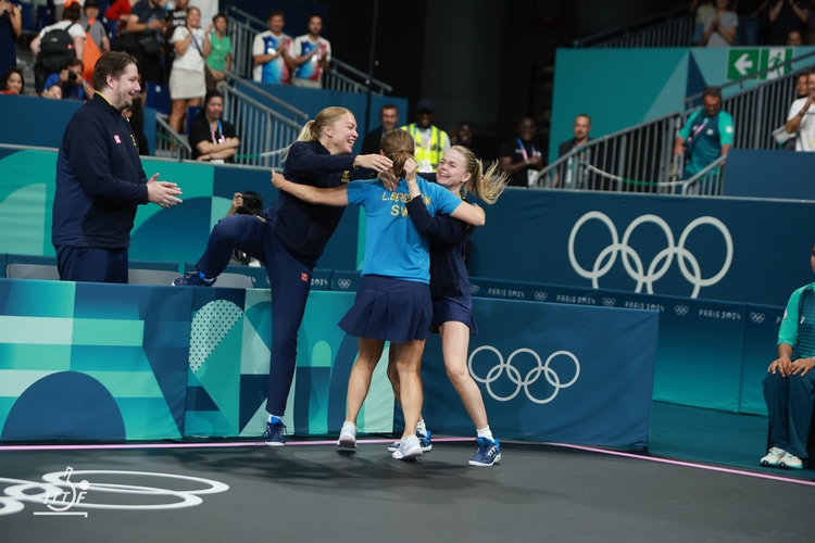 Und Schweden überraschte mit einem Sieg gegen Hongkong (©ITTF)