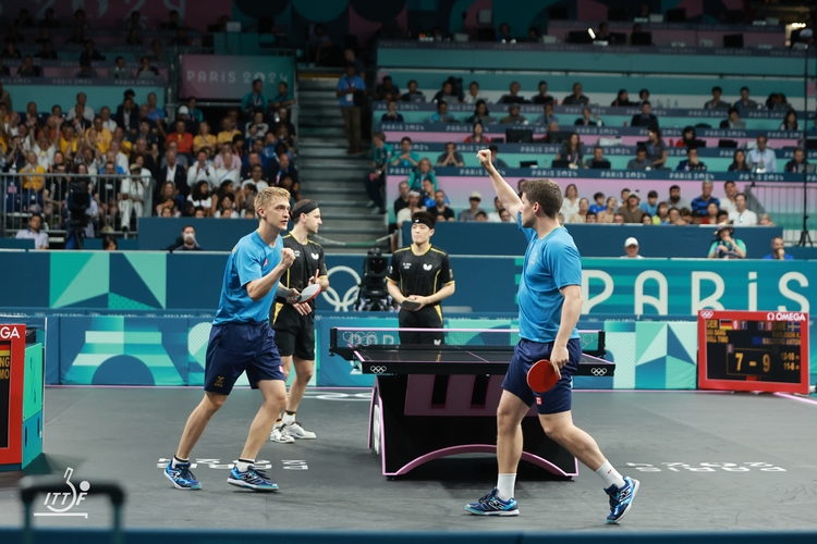 Die deutschen Herren hatten ihr erstes Match gegen Kanada noch ohne Probleme gewonnen, gegen Schweden ging gleich das Doppel verloren (©ITTF)