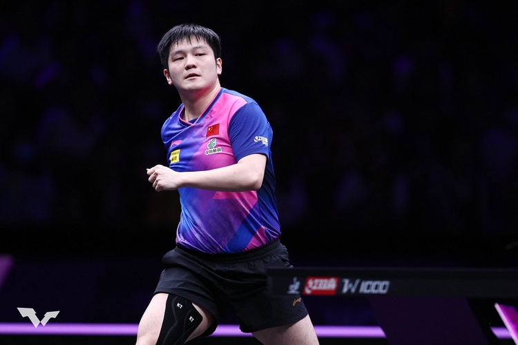 Anders als Fan Zhendong. Der Weltmeister wird wie in Tokio auch im Einzelwettbewerb antreten. 2021 schaffte er es bis ins Finale, scheiterte hier aber an Ma Long. (©ITTF)