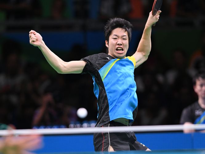 ...musste gegen den bärenstarken Mizutani ran. (©Flickr/ITTFWorld)