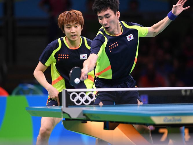 ....gegen Jeoung Youngsik und Lee Sangsu besser machen. (©Flickr/ITTFWorld)