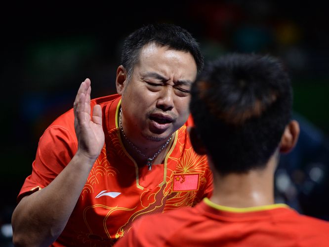 Obwohl Liu Guoliang stark auf Zhang Jike einreden musste, der in manchen Situationen wieder zu fahrlässig agierte... (©Flickr/ITTFWorld)