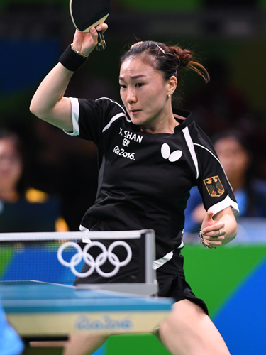 Nach anfänglichen Problemen hatte Shan danach durchaus eine Chance gegen Kasumi Ishikawa. Allerdings verlor sie Satz zwei und drei in der Verlängerung... (©Flickr/ITTFWorld)