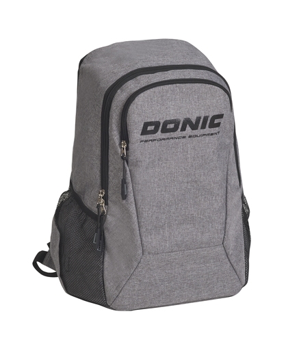 ...wie der Rucksack RHYTHM, welcher aus hochwertigem Polyester und 600D-Melange-Material besteht und ein großes Hauptfach sowie ein großes Frontfach mit Reißverschluss bietet. Weitere Infos unter: www.donic.com (©DONIC)