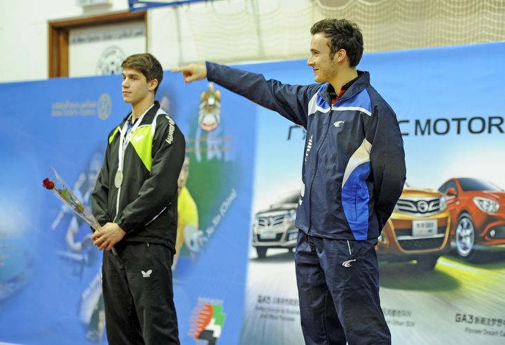 …dem Franzosen Simon Gauzy geschlagen geben. (@ITTF)