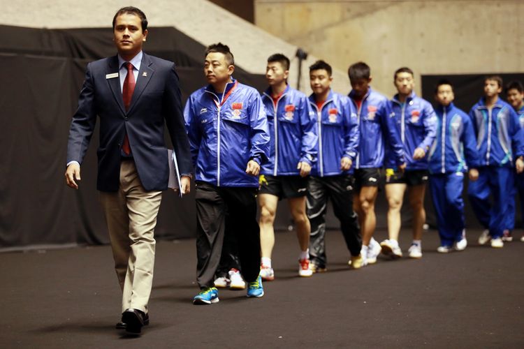 Schon am ersten Tag der Mannschafts-WM stiegen die Topfavoriten China....(©ITTF/Rémy Gros)