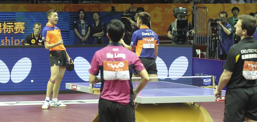 …doch den starken Chinesen Xu Xin und Zhang Jike mussten sich die beiden in einem der letzten Spiele des Tages nach 2:0-Führung mit 2:4 geschlagen geben. (©Niemann) 