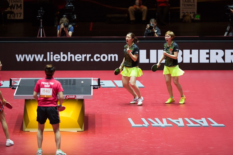 Zhu Yuling und Chen Meng warfen Feng Tianwei/Yu Mengyu aus Singapur aus dem Rennen (©Fabig)