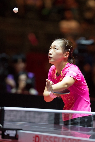  Im zweiten Halbfinale kam es zu einem rein chinesischen Duell zwischen Liu Shiwen...(©Fabig)