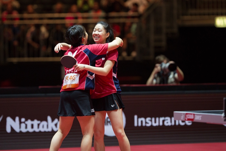 Etwas überraschend eine Runde weiter: die US-Amerikanerinnen Lily Zhang und Wu Yue.... (©Fabig)