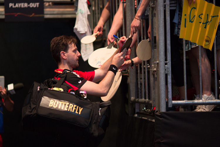 Timo Boll ist noch dabei. Er ließ gegen Jakub Dyjas nichts anbrennen. (©Fabig)