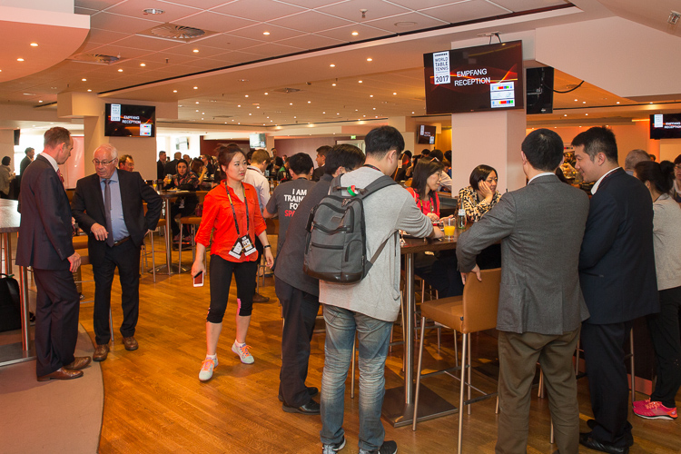 Vor allem asiatische Funktionäre und Journalisten besuchten die Feierlichkeiten (©Fabig)