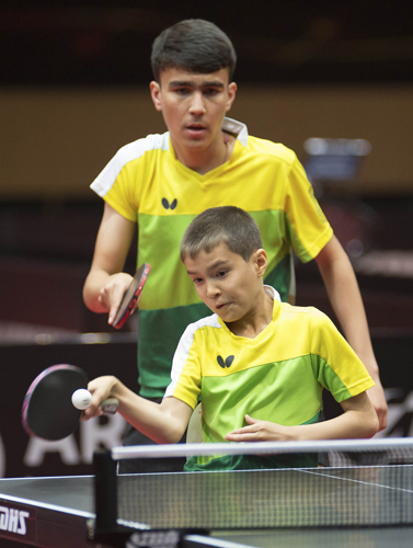 Neun Jahre jung wurde Allanazarow am ersten Wettkampftag, an dem das Turnier für ihn auch beendet war. In der Doppel-Qualifikation schieden die beiden nach einer 0:3-Niederlage gegen ein Duo von den Philippinen aus. (©Schiefer)