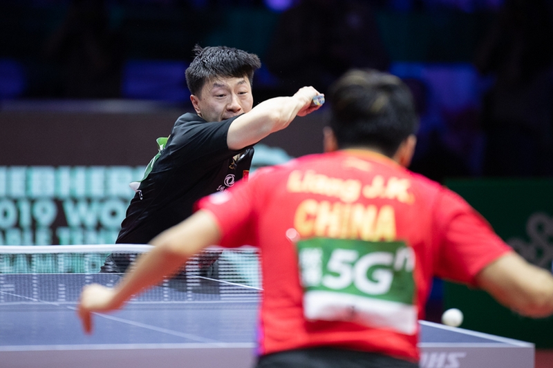 Der bekam es im Halbfinale mit Liang Jingkun zu tun, dem Bezwinger von Fan Zhendong. (©Thomas)