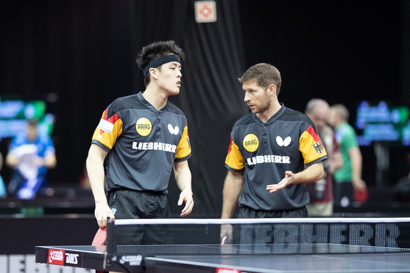 Zur gleichen Zeit waren auch Qiu und Steger in der ersten Hauptrunde im Herren-Doppel gefordert. (©Thomas)