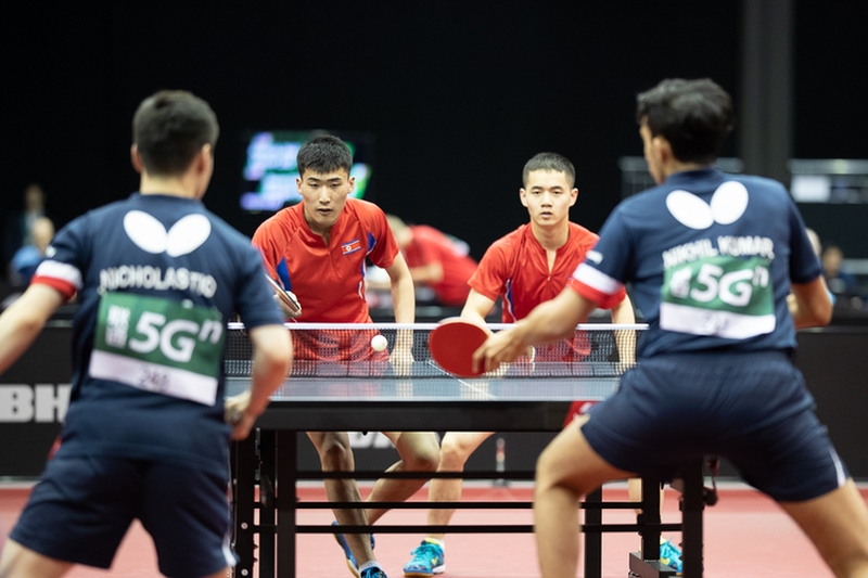 Nordkorea gegen die USA hieß es in der zweiten Qualifikationsrunde im Herren-Doppel. Hier hatte das Duo Ham Yu Song/Ri Kwang Myong letztlich die Nase vorn gegen Nikhil Kumar und Nicholas Tio. (©Thomas)