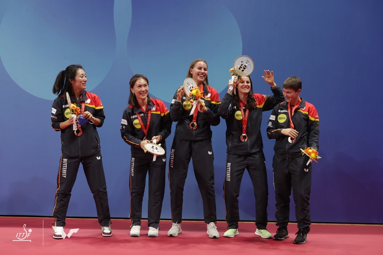 Ein tolles Team, das sichtlich Spaß bei der Sache hat (©ITTF)