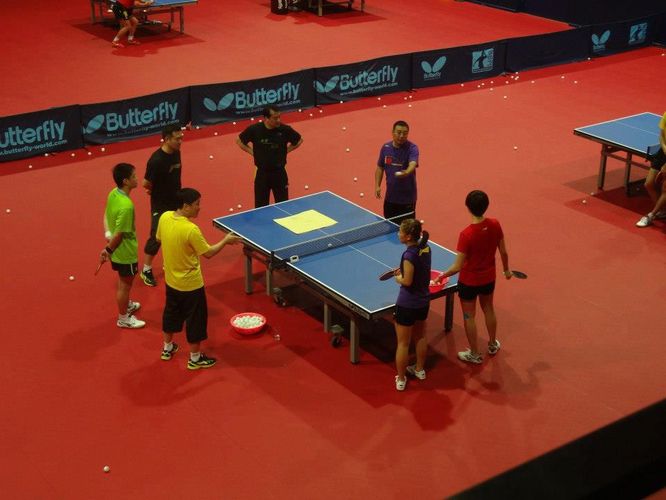 Auch hier wird intensiv an der Platzierung gefeilt (©Tabletennisdaily.co.uk)